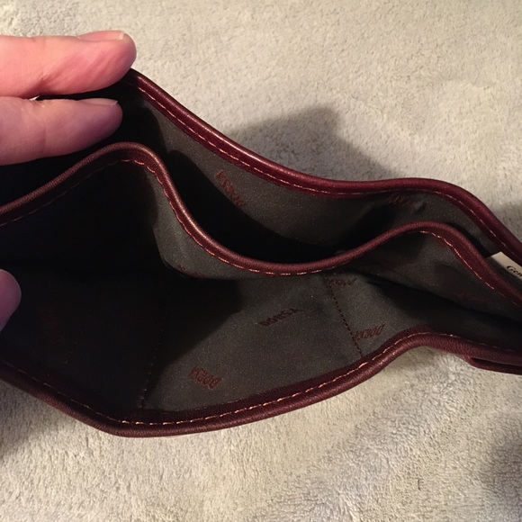 Brown leather wallet - Picture 3 of 4